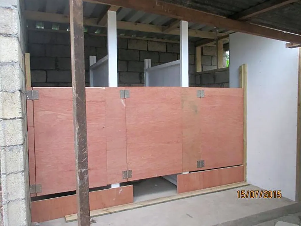2015 - Community Toilets in Vanuatu